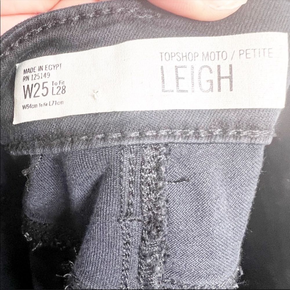 NWT Topshop Moto Black Leigh Super Soft Ankle Grazer, Size 25 - Picture 7 of 12